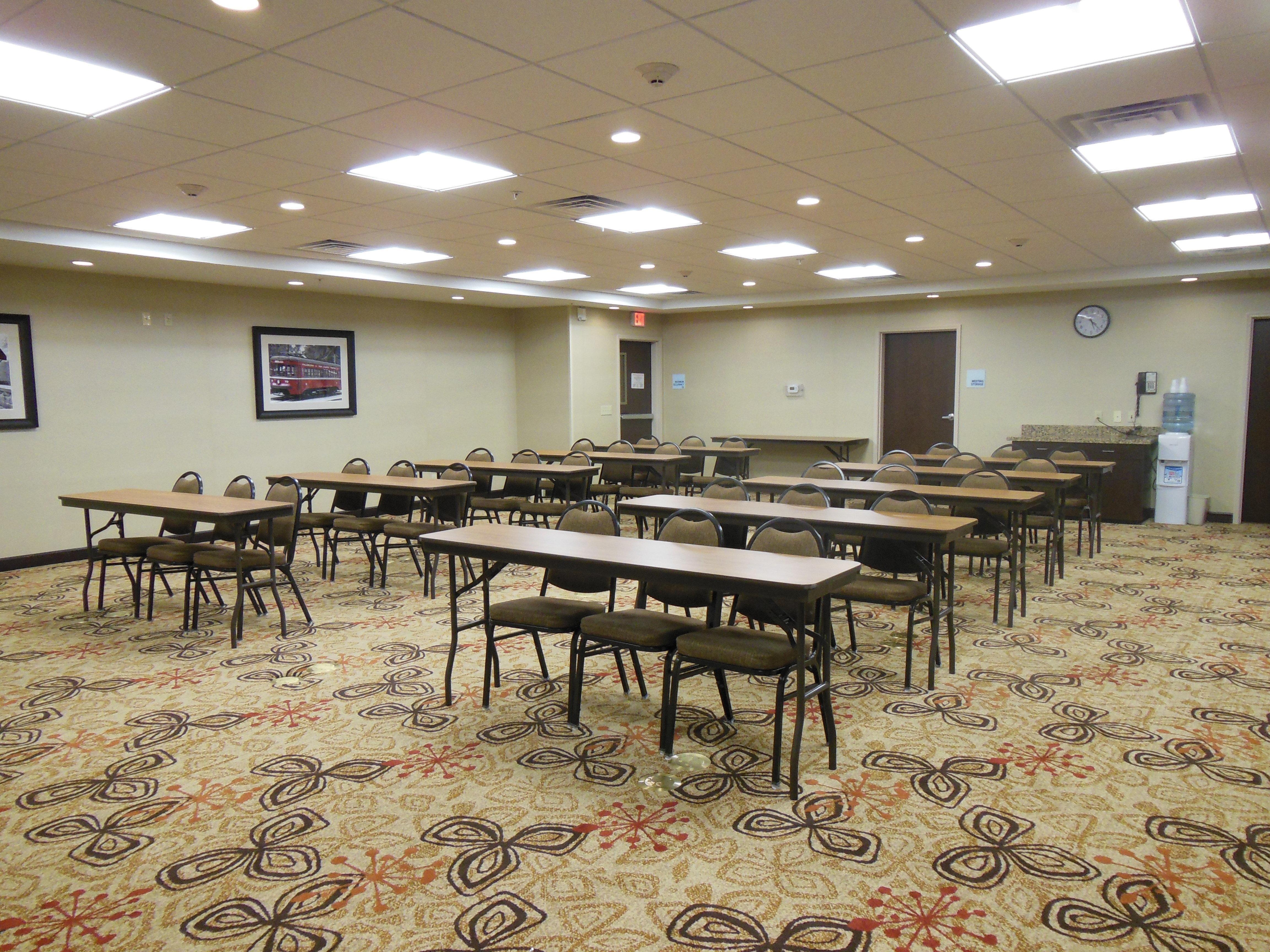 Hotel Express & - Meadow Lands By Ihg Washington