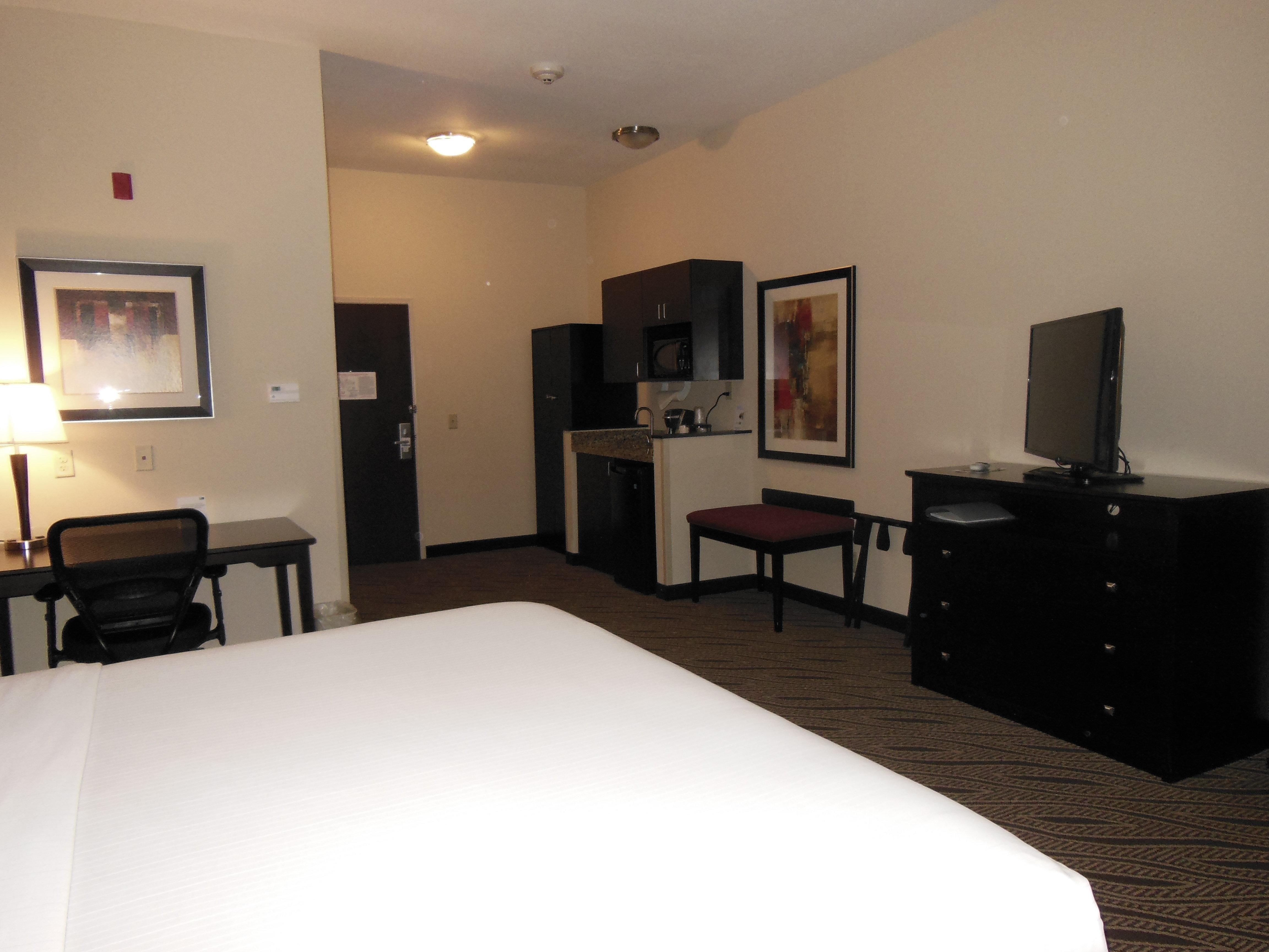 Express & - Meadow Lands By Ihg
